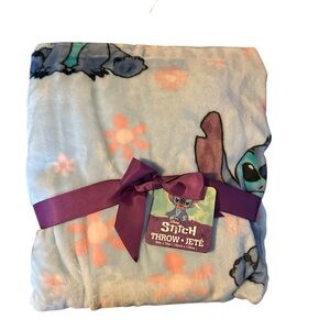 Disney Stitch Throw Blanket - Blue and Purple